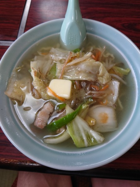 「塩バターラーメン　880円」@おおつき食堂の写真