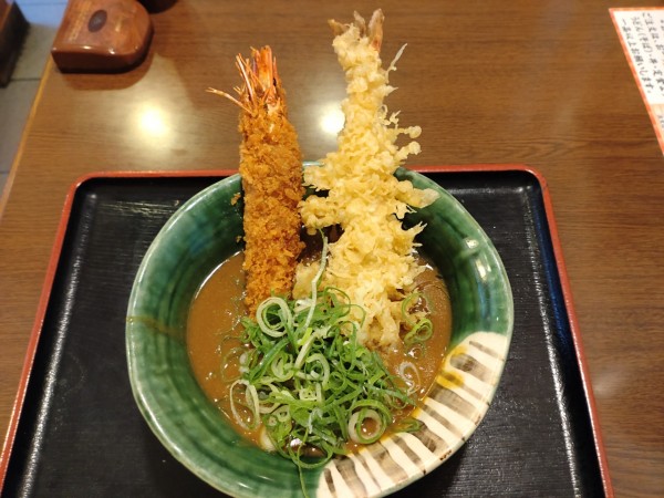 「海老天・エビフライカレーうどん　１４８５円」@みくりやうどんの写真