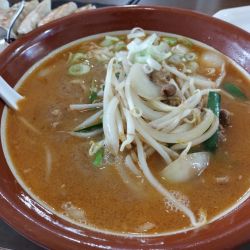 味噌もつラーメン