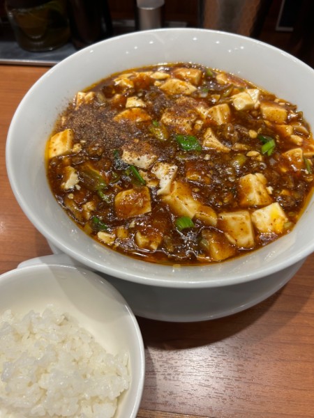 「麻婆麺　大盛」@SHIBIRE NOODLES 蝋燭屋 表参道ヒルズ店の写真