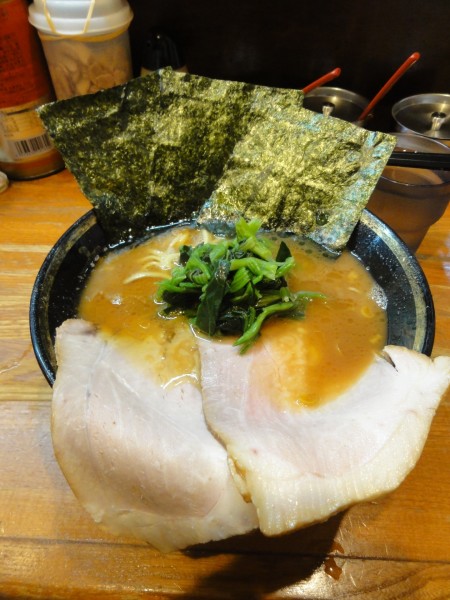 「ラーメン800円硬 チャーシュー100円」@末廣家の写真