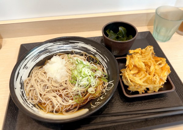 「朝そば(鬼おろし/450円)+わかめ(クーポン)」@ゆで太郎 流通センター駅前店の写真