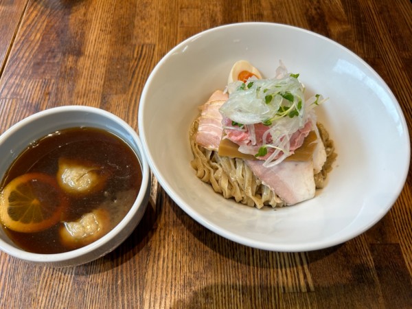 「特製醤油つけめん1250円」@セキレイ 〜NIBOSHI no D5〜の写真
