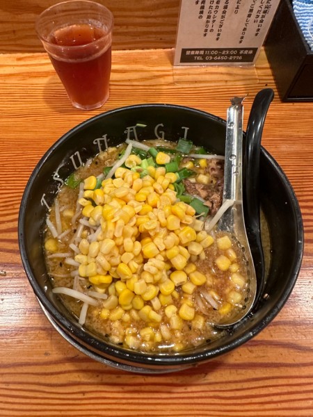 「味噌ラーメン　コーントッピング」@らぁ麺屋 つなぎの写真