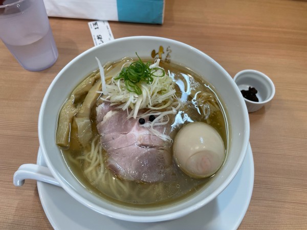 「特製塩らぁめん」@らぁ麺 はやし田 錦糸町店の写真
