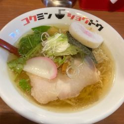 白しょうゆらーめん（８００円）