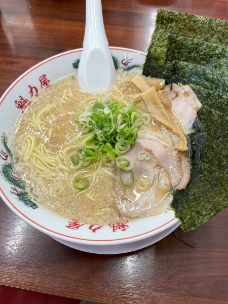 「コク旨らーめん大盛 海苔」@ラーメン魁力屋 市ヶ尾店の写真