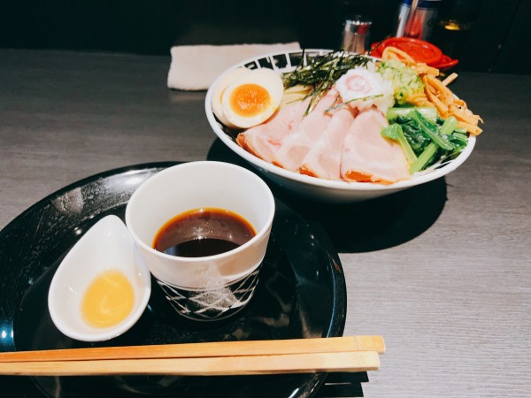 「特製ざる中華」@つけ麺 中華そば アンタイNOODLESの写真