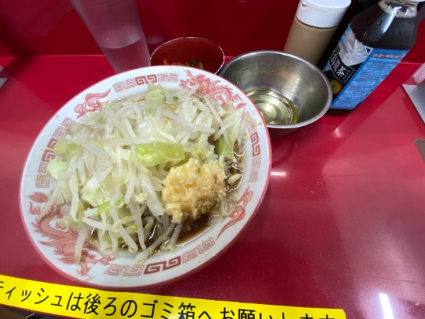 「麺半分豚一枚」@ラーメン二郎 越谷店の写真