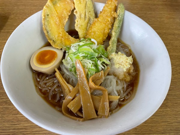 「夏期限定　冷たいらーめん」@ラーメン極 苫小牧本店の写真