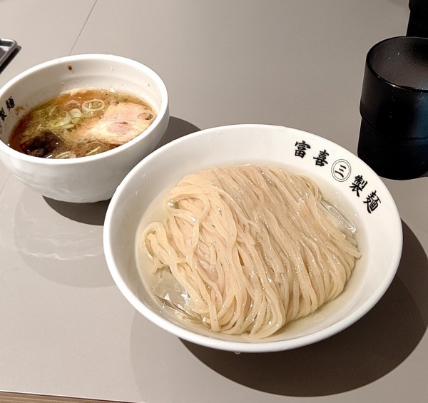 「鰹昆布水のどごし生麺1300円」@富喜製麺研究所 六本木店の写真
