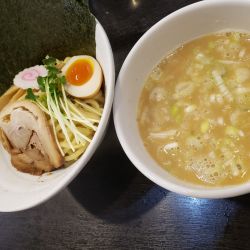 魚介豚骨つけ麺＋海苔
