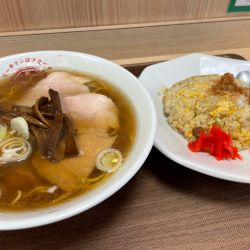 ラーチャンセット 850円