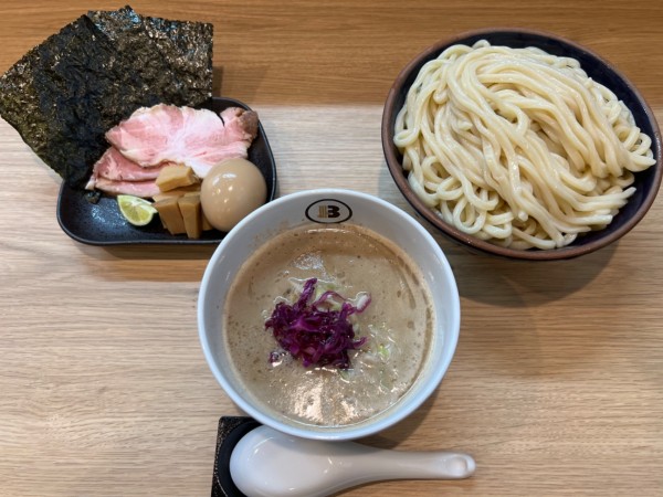 「つけ麺(大盛) ぶっこ盛」@つけ麺 BUKKOの写真