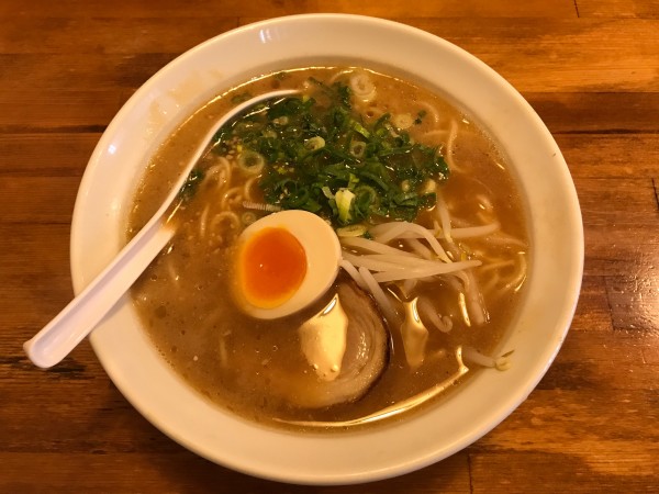 「5の8ラーメン　650円」@日の出商店の写真