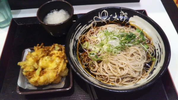 「【期間限定】小柱とアスパラのかきあげそば、おろしクーポン」@ゆで太郎 新川1丁目店の写真