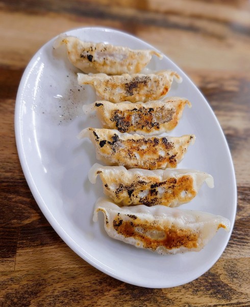 「ギョーザ1皿」@ラーメン 東横 笹口店の写真