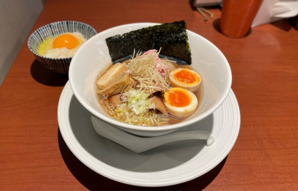 「【限定】冷やしらぁ麺 がごめ昆布水×アジ干し・イカ干し出汁」@酒肴場 屯の写真