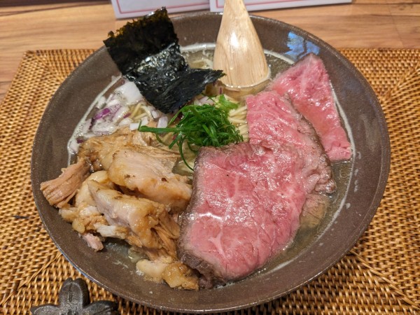 「夢にでてきた中華そば」@Dad's Ramen 夢にでてきた中華そばの写真