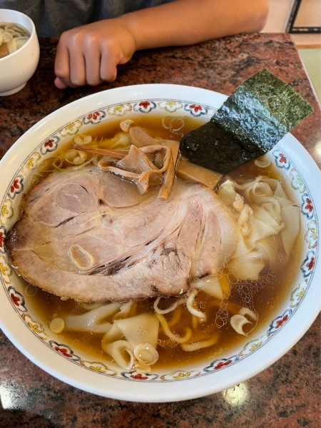 「わんたんラーメン醤油」@春木屋 郡山分店の写真