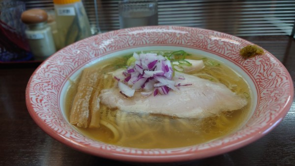 「鯵煮干し塩ラーメン　￥950 +メンマ　￥150」@麺や 睡蓮の写真