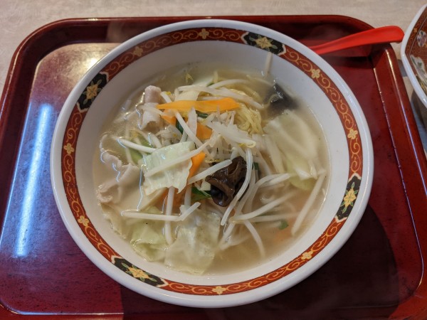 「半炒飯＋うま塩タンメンセット：820円」@中華食堂 一番館 池袋サンシャイン60通り店の写真