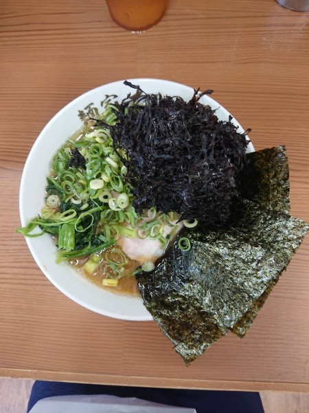 「ラーメン＋三重県産黒バラ海苔＋京都直送九条ネギ」@麺家 たいせいの写真