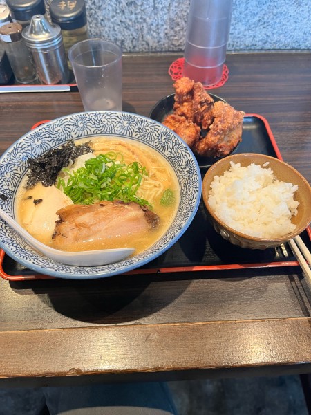 「煮干し中華そば　からあげセット」@極上煮干し鶏そば やまだ邸の写真