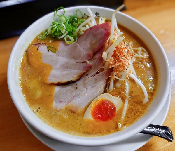 「濃厚！えび味噌󠄀ラーメン【限定】」@麺屋 白神の写真