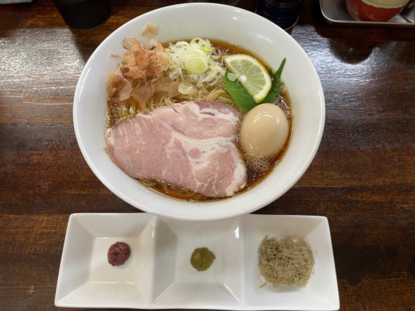 「【限定】冷やし昆布水ラーメン(醤油)+味玉」@麺処 むら井の写真