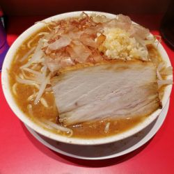 マンモスラーメン大盛(¥1000)