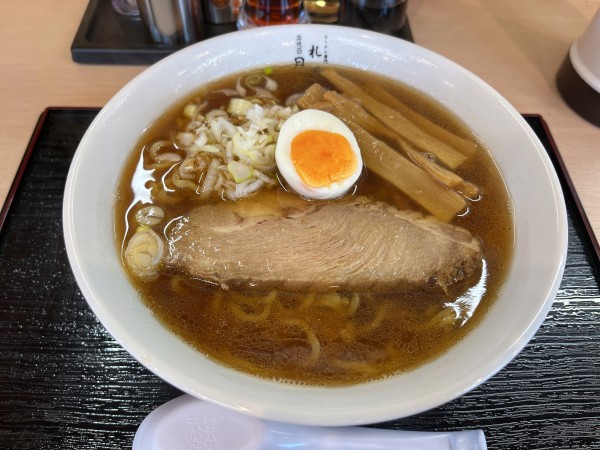 「大盛醤油ラーメン」@三代目 月見軒 船橋咲が丘店の写真