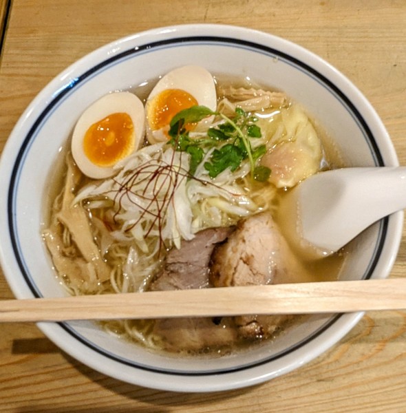 「くろおびラーメン  塩　1,300円」@利尻昆布ラーメン くろおびの写真