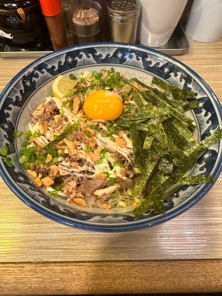 「中毒油そば」@秋葉原つけ麺 油そば 楽の写真