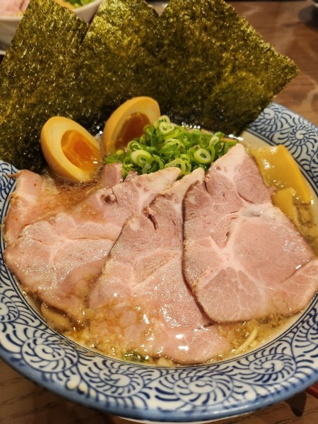 「特製背脂中華そば」@セアブラノ神 伏見剛力の写真