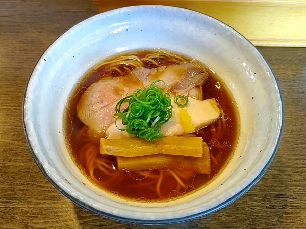 「鰹だしの中華そば」@らーめん楓の写真