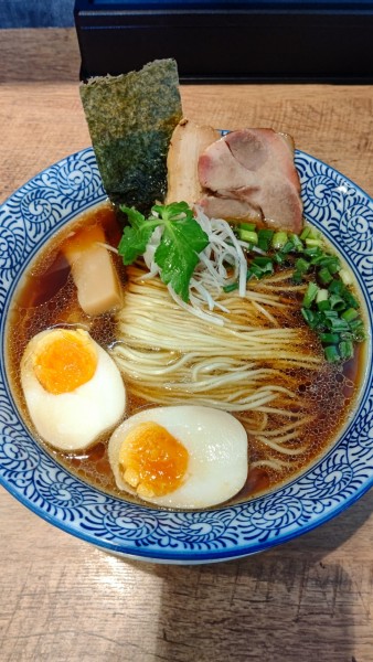 「味玉中華そば　醤油　900円」@鶏そば みなもの写真