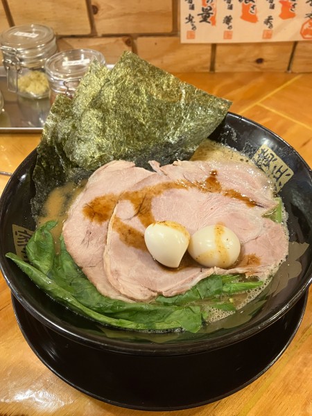 「らーめん　＋うずら」@横浜家系ラーメン 大幸家 田無本店の写真