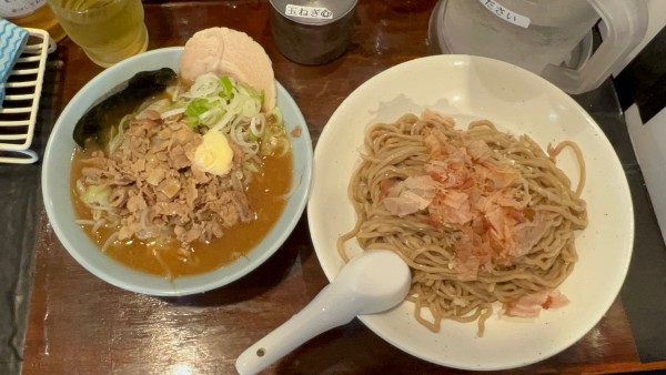 「肉野菜つけ麺　変わり麺　中盛り」@つけ麺 紅葉の写真