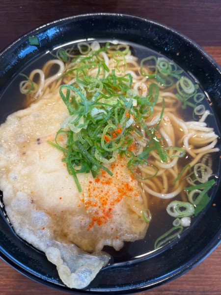 「天ぷらそば（420円）」@えきそば 姫路駅店の写真