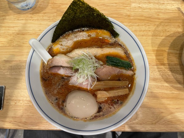 「特製濃厚中華そば　辛口」@麺や たけ田の写真