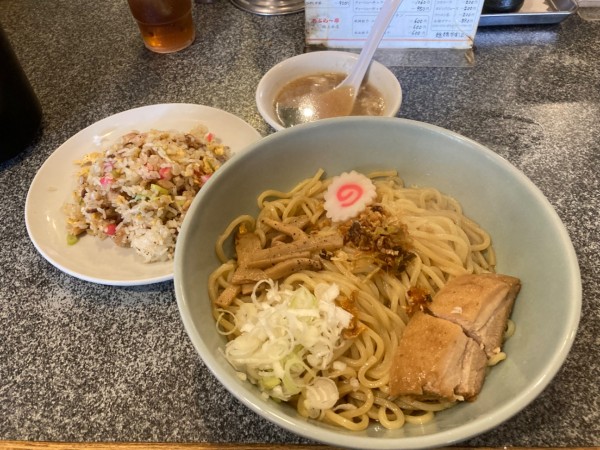 「あぶら～麺(特盛)+半チャーハン　1300円」@あぶら〜亭 桜上水本店の写真