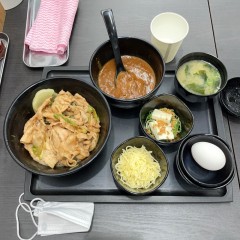 伝説のすた丼屋 京急鶴見店の画像