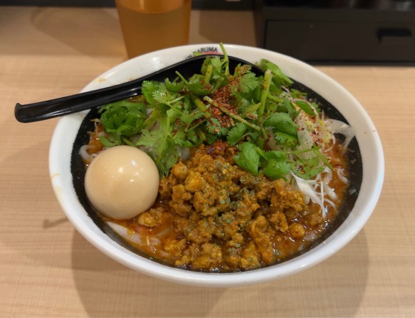 「辛味玉スパイスらー麺」@らー麺 だるまの写真
