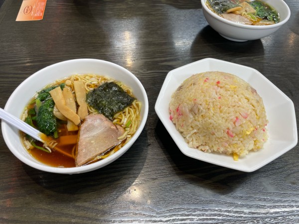 「Aセット + 餃子」@東京亭 昭島店の写真