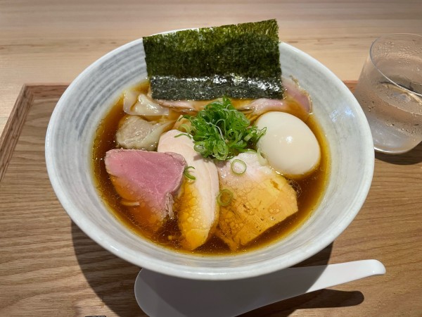 「特製中華そば(醤油)」@りんどうの写真