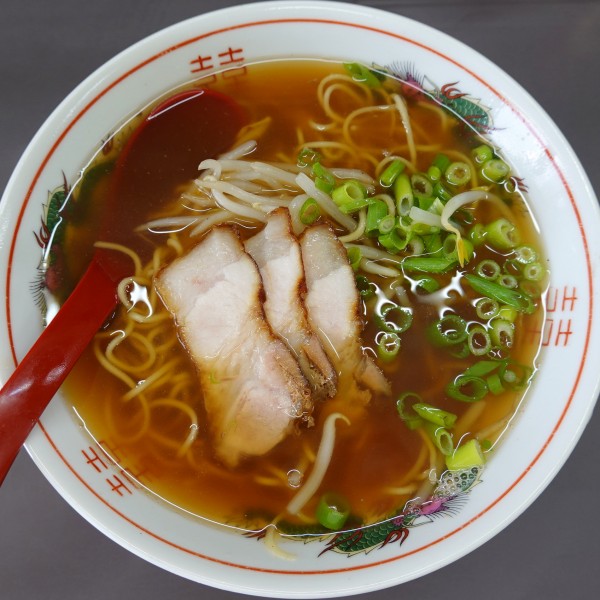 「ラーメン 380円」@大阪飯店の写真