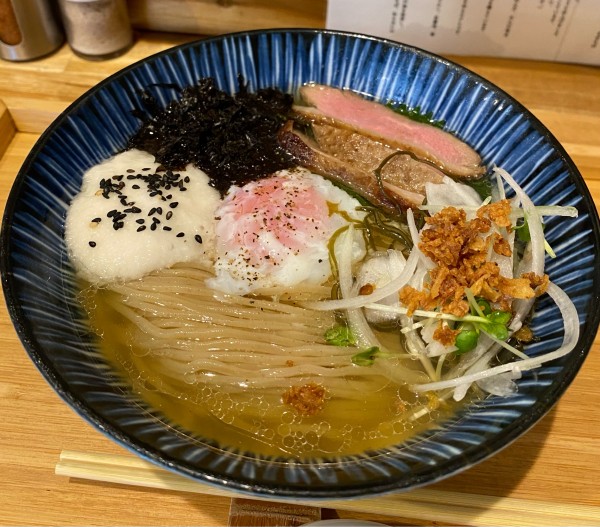 「[期間限定] 煮干し昆布水冷麺(塩で) ¥1300」@ハちゃんラーメンの写真