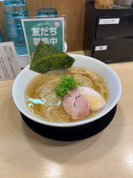 「白醤油らぁめん　850円」@麺屋 いちょうの写真