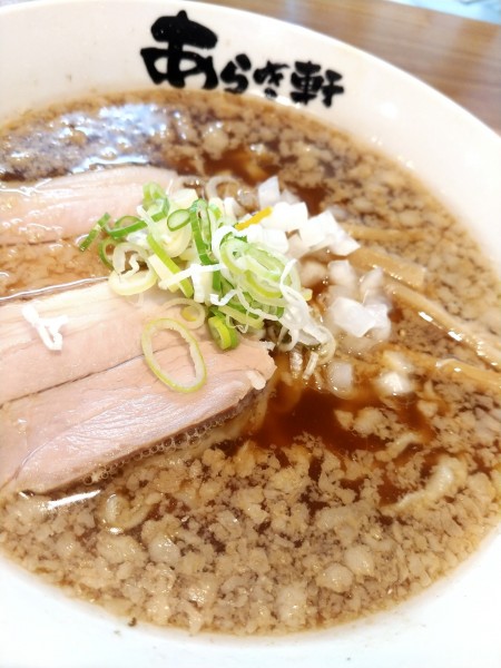 「ニボチャチャ!!ラーメン・乱切極太手もみ麺」@ニボチャチャ！！ラーメン あらき軒の写真